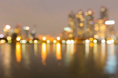 Bulanık bokeh ışık gece görünümü ofis binası