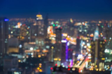 Bokeh ışık gece görünümü şehir ofis binası