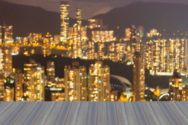 Açılış ahşap zemin, bulanık bokeh ışık ikamet gece görünümü oluşturma