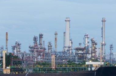 petrol rafineri fabrikası