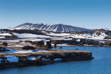 Myvatn yanardağ üzerinde mavi lagün, İzlanda 