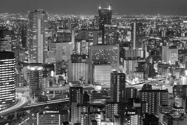 夜晚灯光大阪市市中心，日本大阪 — 图库照片