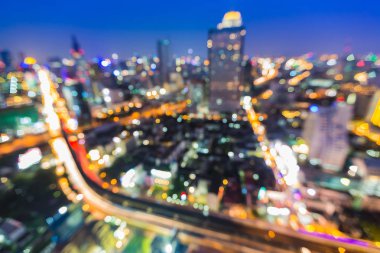 Havadan görünümü bokeh ışık şehir şehir merkezinde alacakaranlık bulanık