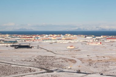 İzlanda'daki zeminde küçük köy