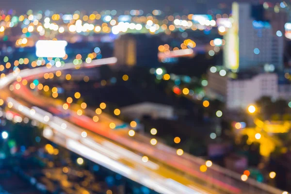 Autopista paso elevado ciudad borrosa bokeh luz vista superior — Foto de Stock