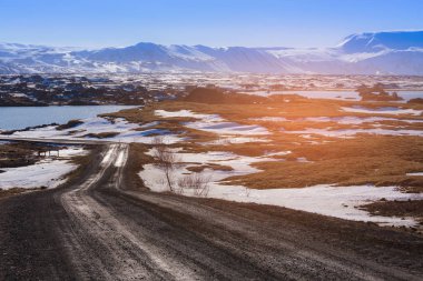 İzlanda kış sezon kırlarda dağ 