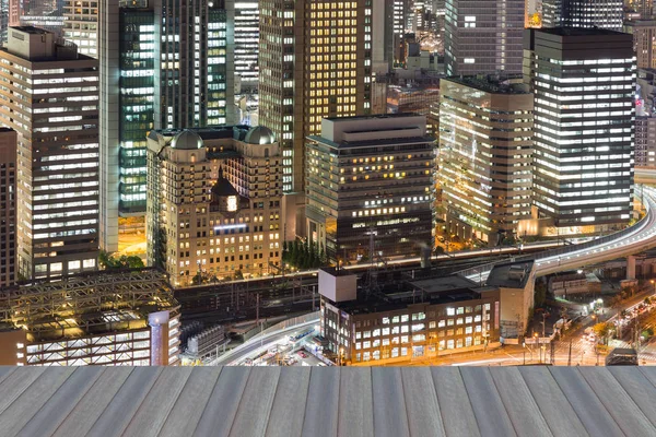 Edificio per uffici città centro vista notturna, Osaka Giappone — Foto Stock