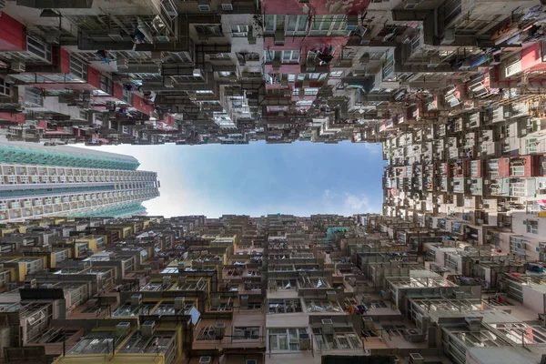 Hong Kong residence apartment bottom view against blue sky — Stock Photo, Image