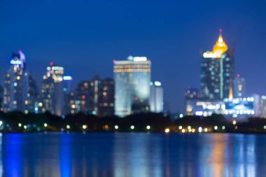 Nehir ön cephe bokeh ışık gece görünüm bulanık