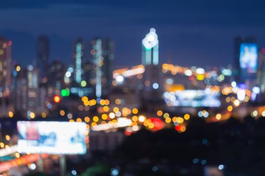 Gece bokeh şehir şehir alacakaranlık hafif bulanık