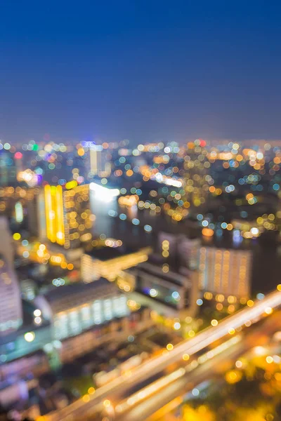 Bulanık bokeh şehir alacakaranlık ışık
