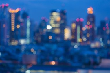 Bokeh ışık mavi alacakaranlık şehir şehir bulanık