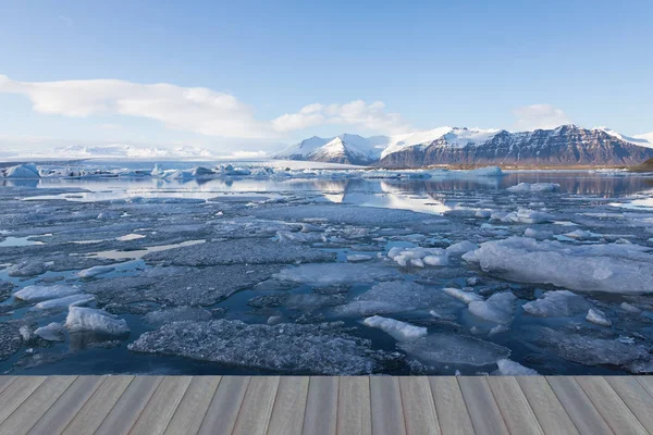 Vinter säsongen lagoon Island naturlandskap bakgrund — Stockfoto