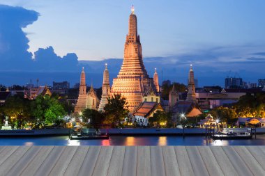 Ahşap zemin, Twilight Arun tapınak Nehri ön açılış