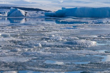 Buz kış sezon göl güzel doğal peyzaj 