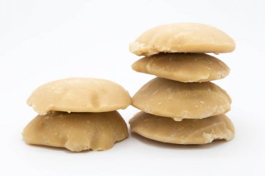 Zor kahverengi palm şeker beyaz