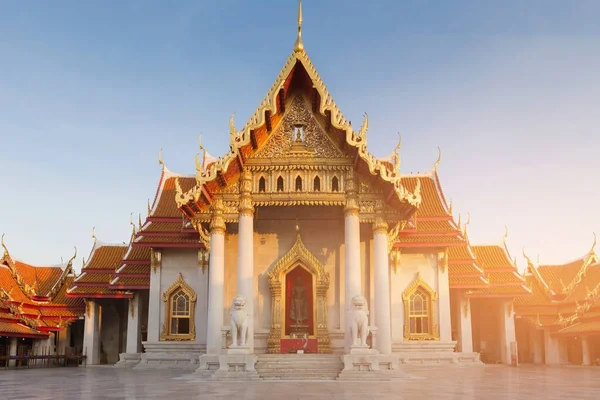 Λευκό μαρμάρινο ναό Μπανγκόκ Ταϊλάνδη ορόσημο — Φωτογραφία Αρχείου