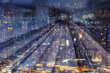 Tren izlemek bokeh şehir ışıkla hareket