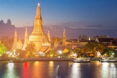 Akşam alacakaranlık Arun Tapınağı