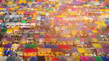 Bit pazarı gece ışık Üstten Görünüm