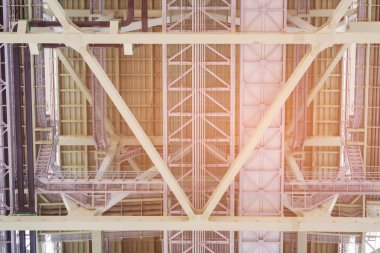 Altında Brige çelik yapımında süspansiyon brige Kobe Japonya