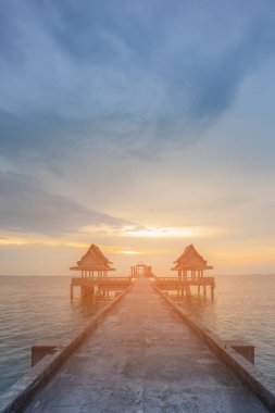 Sahil manzarası, doğal peyzaj arka plan güzelliği için önde gelen geçit