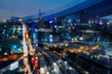 Soyut bulanık bokeh gece şehir merkezine hareket tren parça arka plan hareketli bulanık ışık şehir