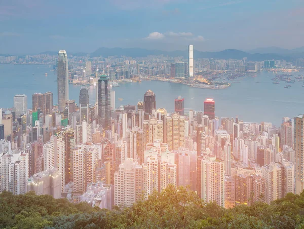 Hong Kong Tömeg Residence Központi Üzleti Negyed Victoria Öbölre Twilight — Stock Fotó