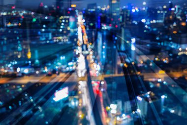 Gece bulanık bokeh hafif çift ortaya çıkarmak hareket hareketli arka plan