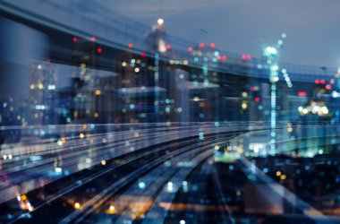 Çift maruz tren hareket bokeh ışık gece görünümü, arka plan bulanık