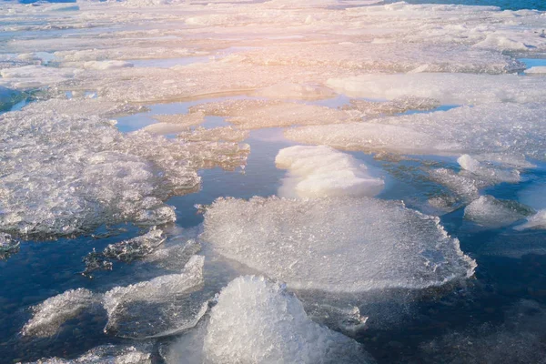冰在湖在冬天季节 自然风景背景 — 图库照片
