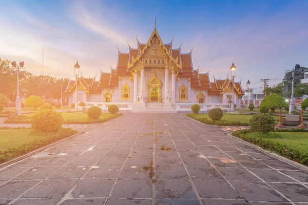 Tempio Marmo Bianco Bangkok Thailandia Storico Punto Riferimento — Foto Stock