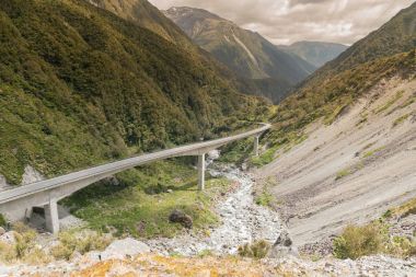 Arthurs geçmek, Otira viyadük köprü yol dağ, Yeni Zelanda Güney Adası doğal manzara arka plan