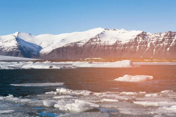 Ghiaccio Sulla Laguna Blu Jakulsarlon Con Sfondo Roccia Vulcanica Islanda — Foto Stock