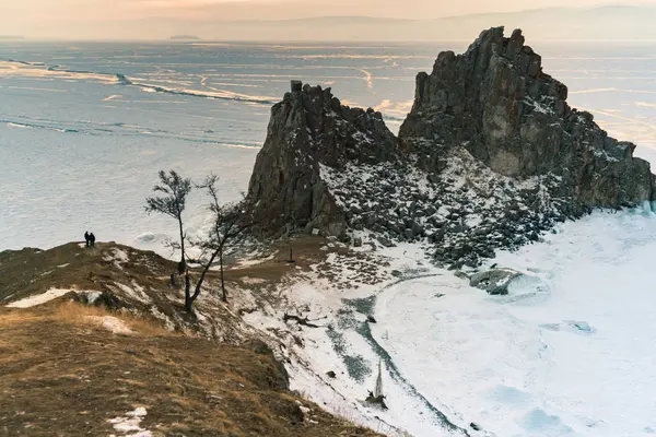 Beauté Roche Sur Lac Eau Glacée Sibérie Russie Saison Hiver — Photo