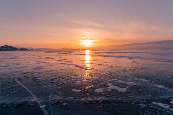 Baykal Gölü Buz Gibi Kış Sezonunda Rusya Üzerinde Güzel Gün — Stok fotoğraf