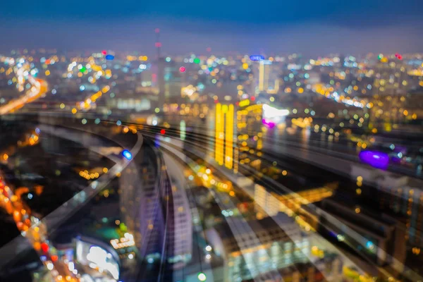 Gece Bokeh Işık Şehir Şehir Çift Pozlama Tren Yolu Arka — Stok fotoğraf