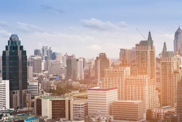 Şehir ofis cityscape arka plan merkezi iş şehir merkezinde,