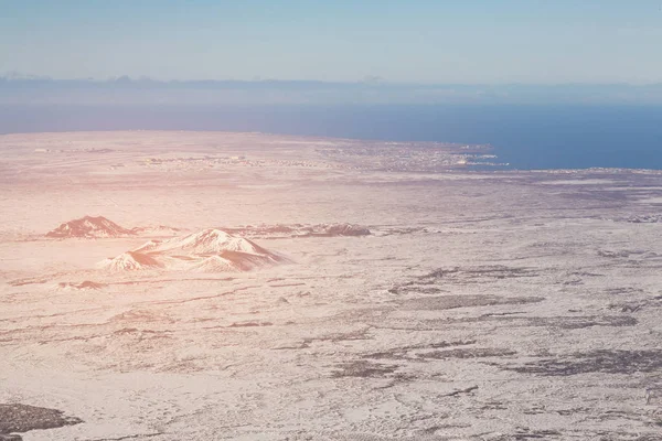 Vista Aérea Neve Coberta Paisagem Montanhosa Inverno Temporada Islândia Paisagem — Fotografia de Stock