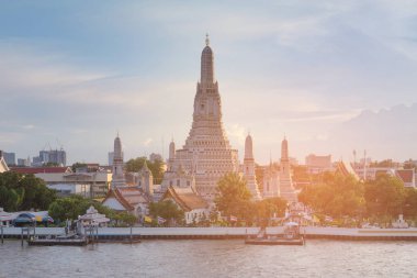 Arun tapınak Nehri ön Bangkok Tayland Simgesel Yapı