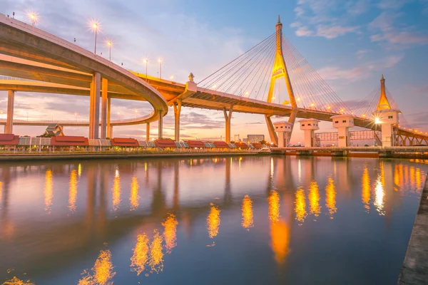 Rama3 Hangbrug Reflectie Waterfront Bij Schemering — Stockfoto