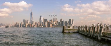 1 Kasım 2016 - New York - ABD, Manhattan Adası Özgürlük Adası 'ndaki bir rıhtımdan görüldü