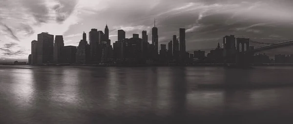 27 Eylül 2017 - New York - ABD, Manhattan 'ın Brooklyn' den Sunset Manzarası
