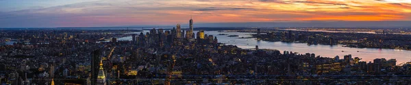1 Kasım 2016 - New York - ABD, hiç uyumayan şehrin üzerine güneş batıyor, Empire State Binası 'ndan alındı