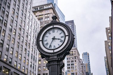 27 Ekim 2016 - New York - ABD, 5. Cadde 'de saat 15: 35