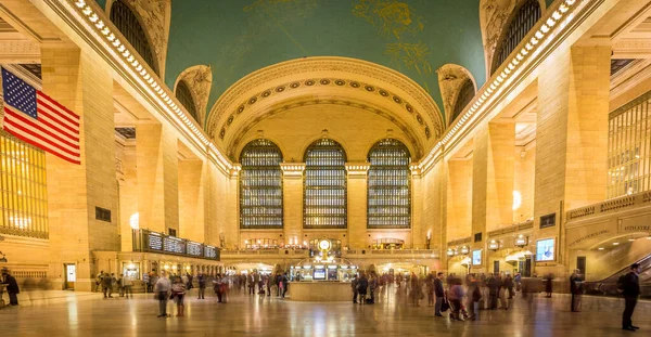 27 Ekim 2016 - New York - ABD, Grand Central Terminali gezginlerle dolup taşıyor