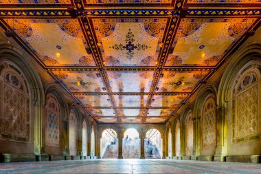 31 Ekim 2016 - New York - ABD, Bethesda Arcade, güneşli bir günde Central Park 'ın ana ilgi alanlarından biri