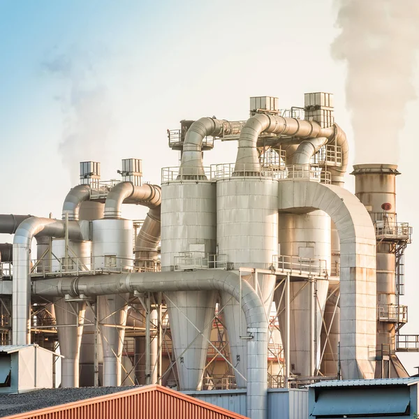 Industrieanlage einer Möbelfabrik — Stockfoto