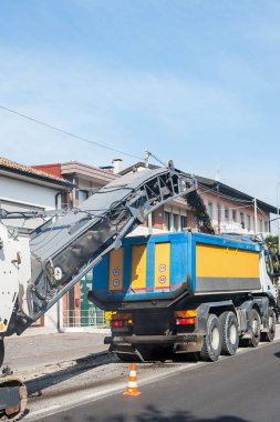 Freze makinesi tamir yol için