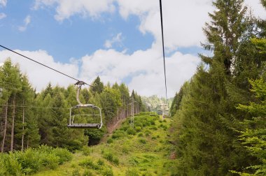 Telesiyej teleferik Avrupa Alpleri'nde.